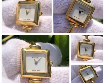 RARE VINTAGE GUCCI 1900L Gold Plated Bangle Type Lady's Watch
