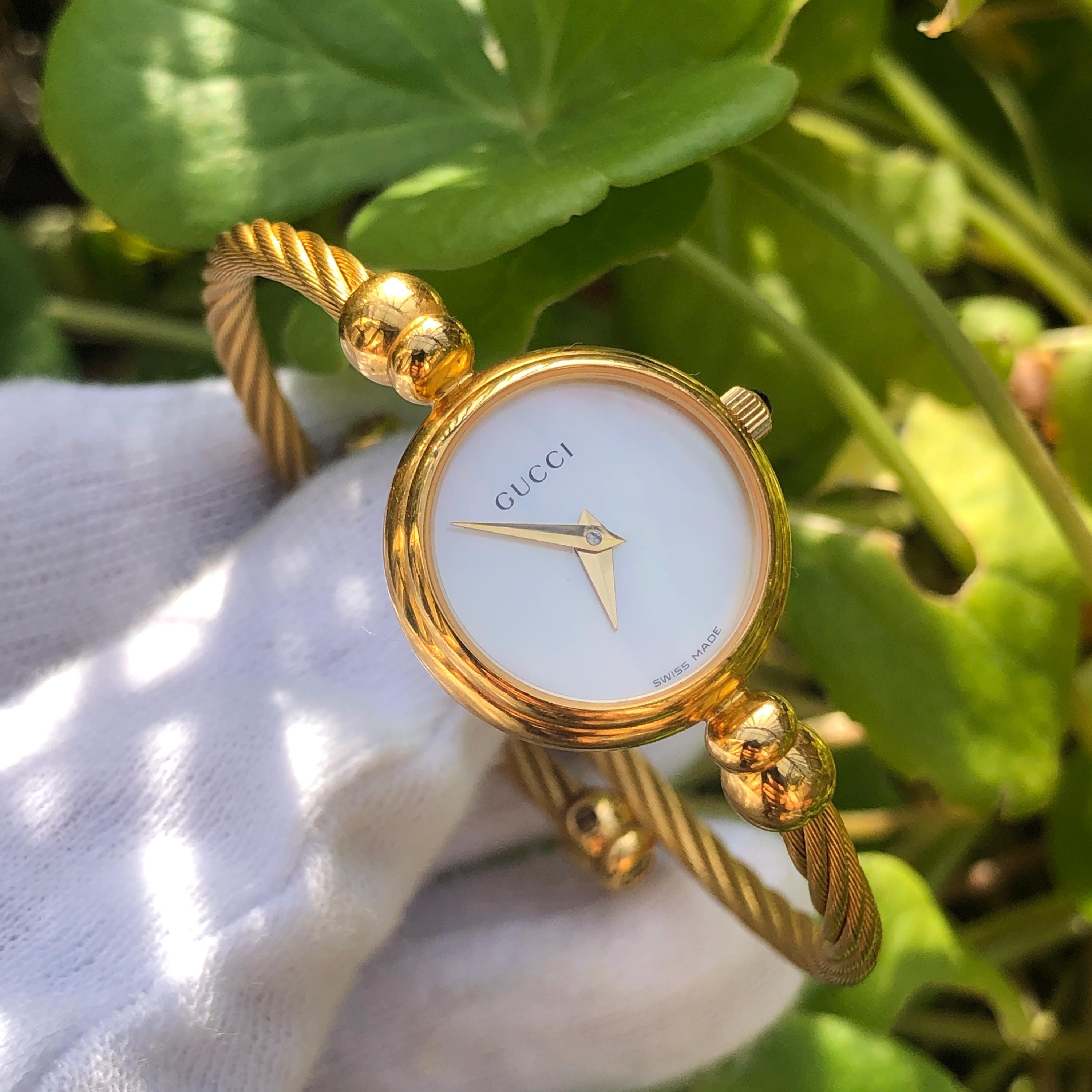 VINTAGE GUCCI 2700.2L Series Flexible Twisted Bangle Type Gold