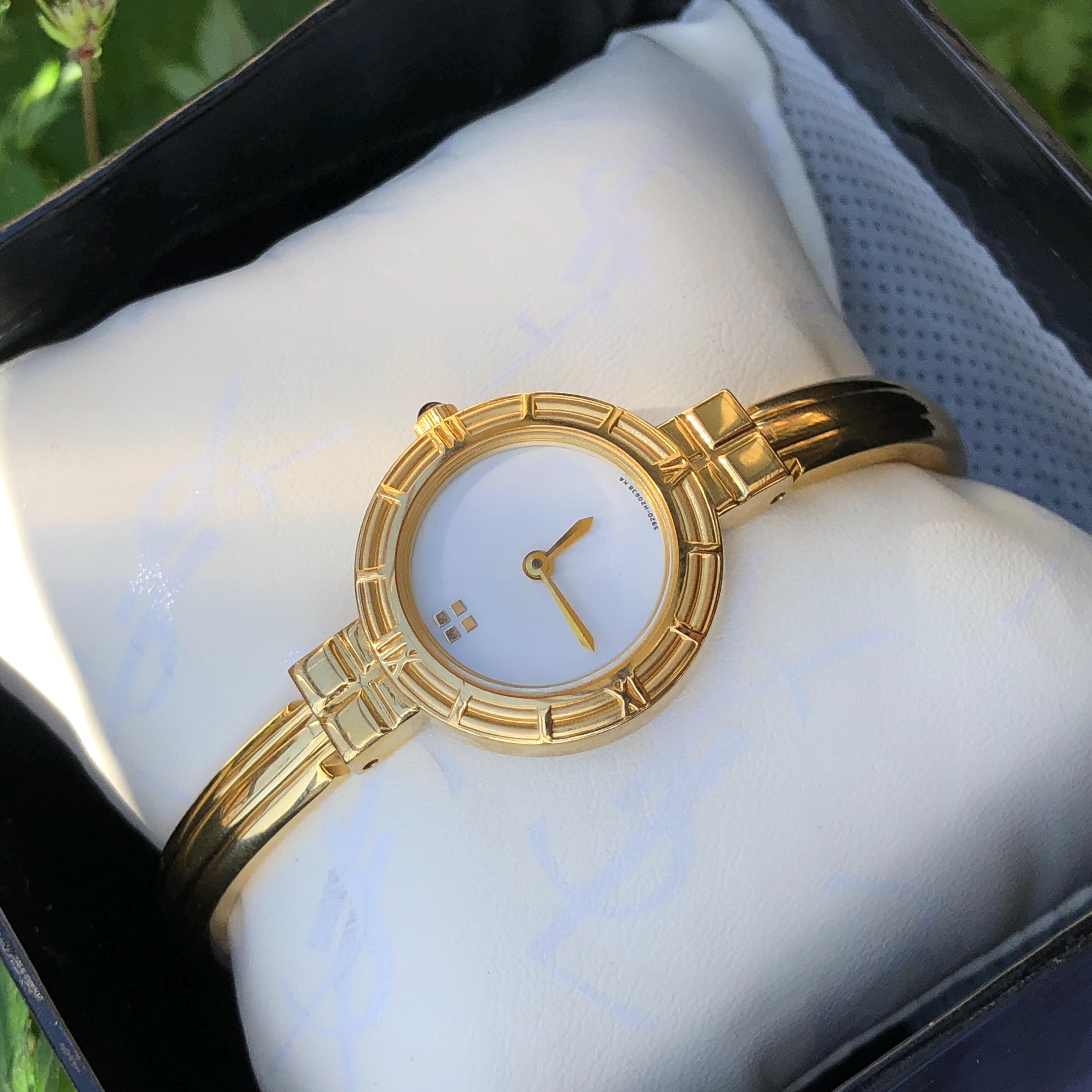 RARE Vintage YSL Yves Saint Laurent Mother of Pearl Shell Dial RARE Vintage YSL Yves Saint Laurent Mother of Pearl Shell Dial