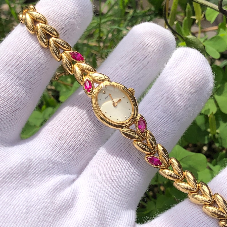 seiko ruby watch, vintage seiko watch, unique watches, dainty watches, seiko lady watch, watches with gemstones,seiko lassale, seiko half moon, half moon watches, christmas gift, new year gift, dress watch, gift watch