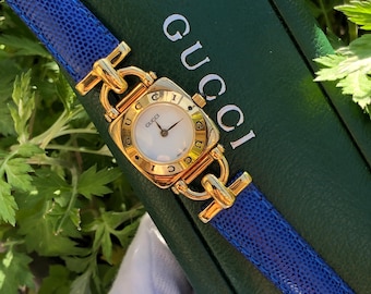 RARE Vintage GUCCI 6300L WHITE Dial Electric Blue Leather Strap