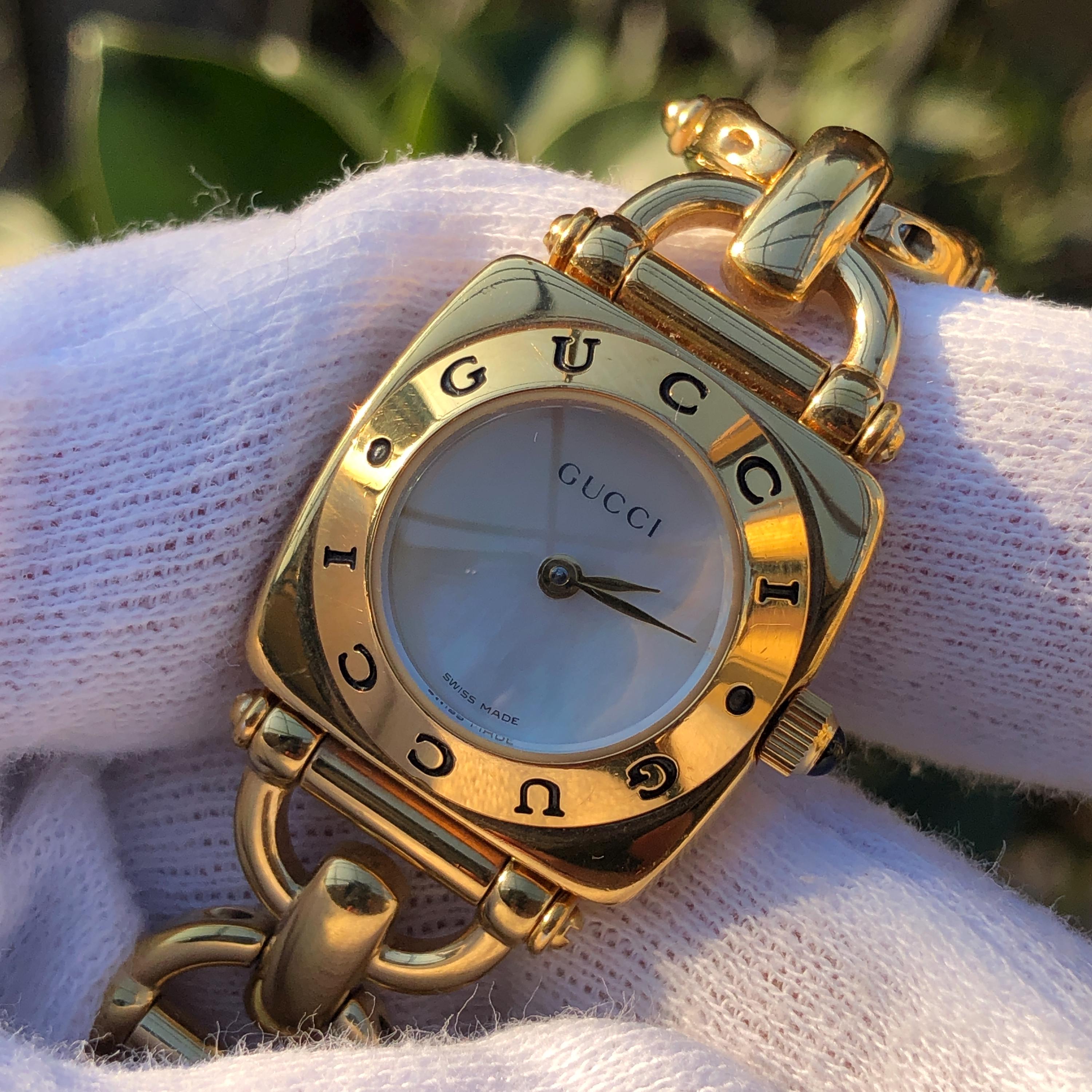 RARE Vintage GUCCI 6400L MOP Dial Gold Plated Bracelet Type Lady's