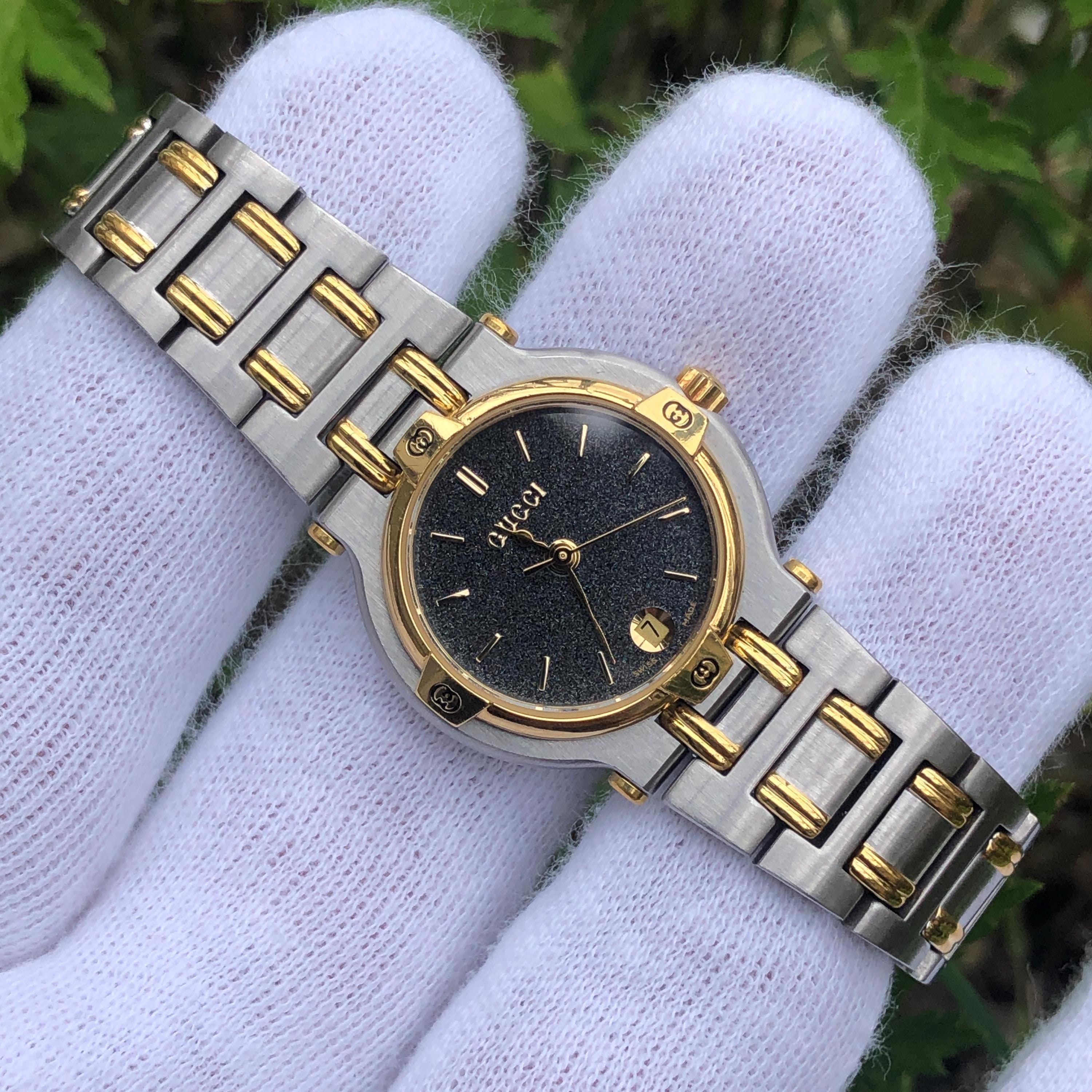 RARE VINTAGE GUCCI 9000L series bracelet  type gold plated / steel dual toned lady's watch grey black sand like dial boxed good condition