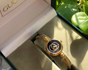 VINTAGE GUCCI 2047 Series Flexible Twisted Bangle Type Gold Plated
