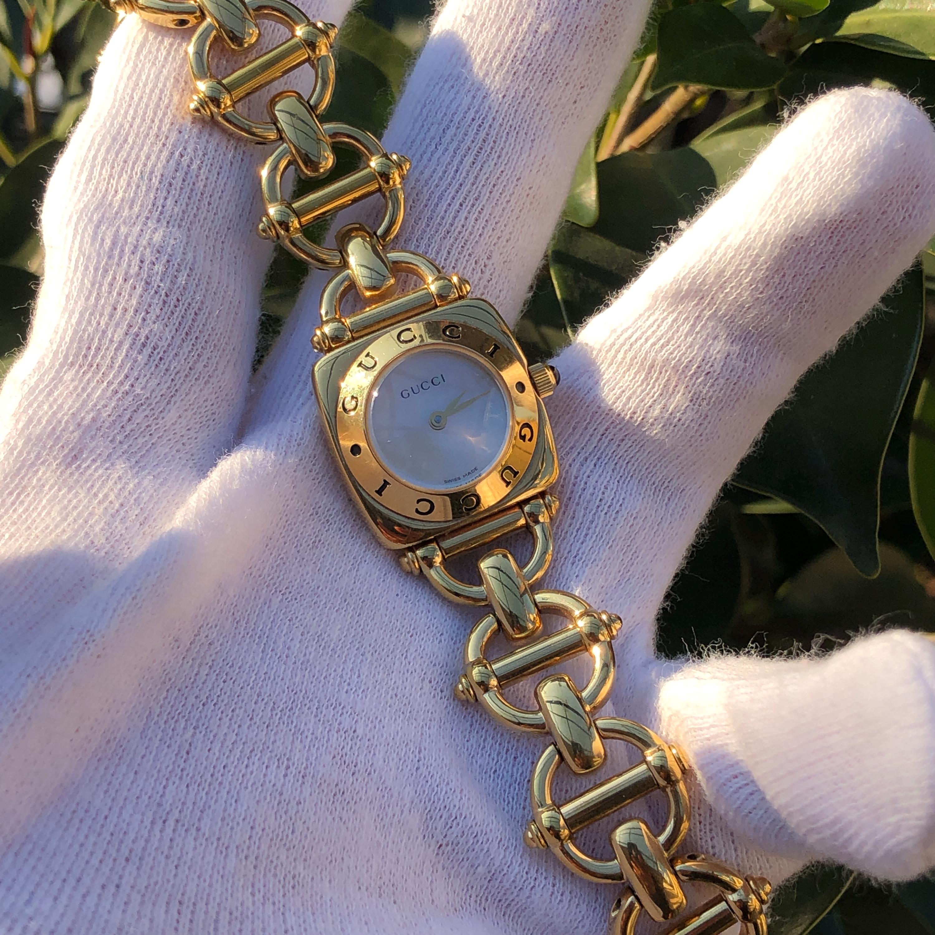 RARE Vintage GUCCI 6400L MOP Dial Gold Plated Bracelet Type Lady's