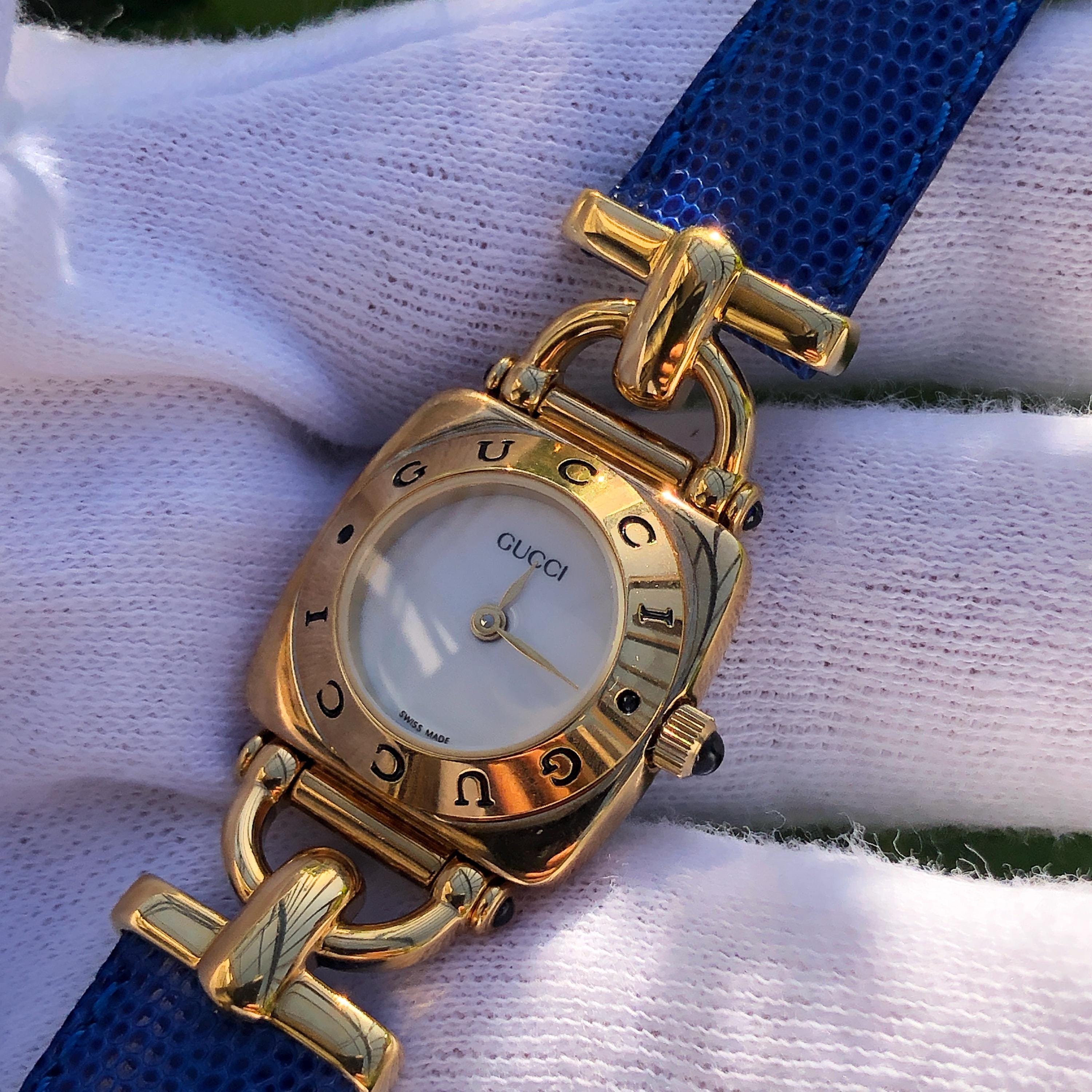 RARE Vintage GUCCI 6300L WHITE Dial Electric Blue Leather Strap