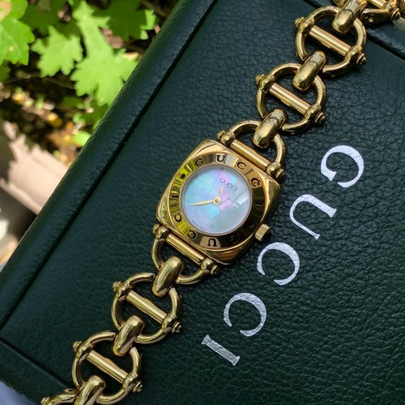 RARE Vintage GUCCI 6400L MOP Dial Gold Plated Bracelet Type Lady's