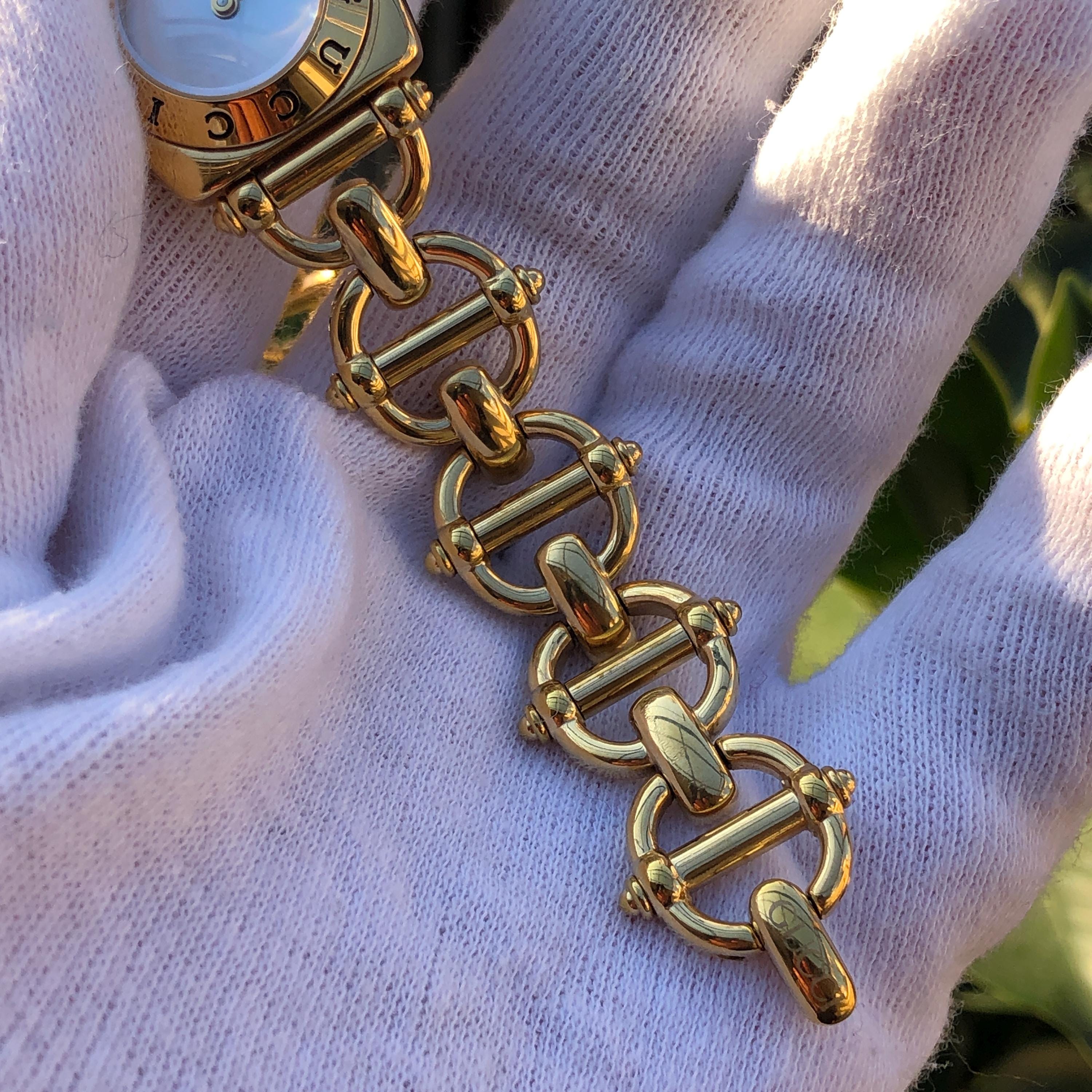 RARE Vintage GUCCI 6400L MOP Dial Gold Plated Bracelet Type Lady's