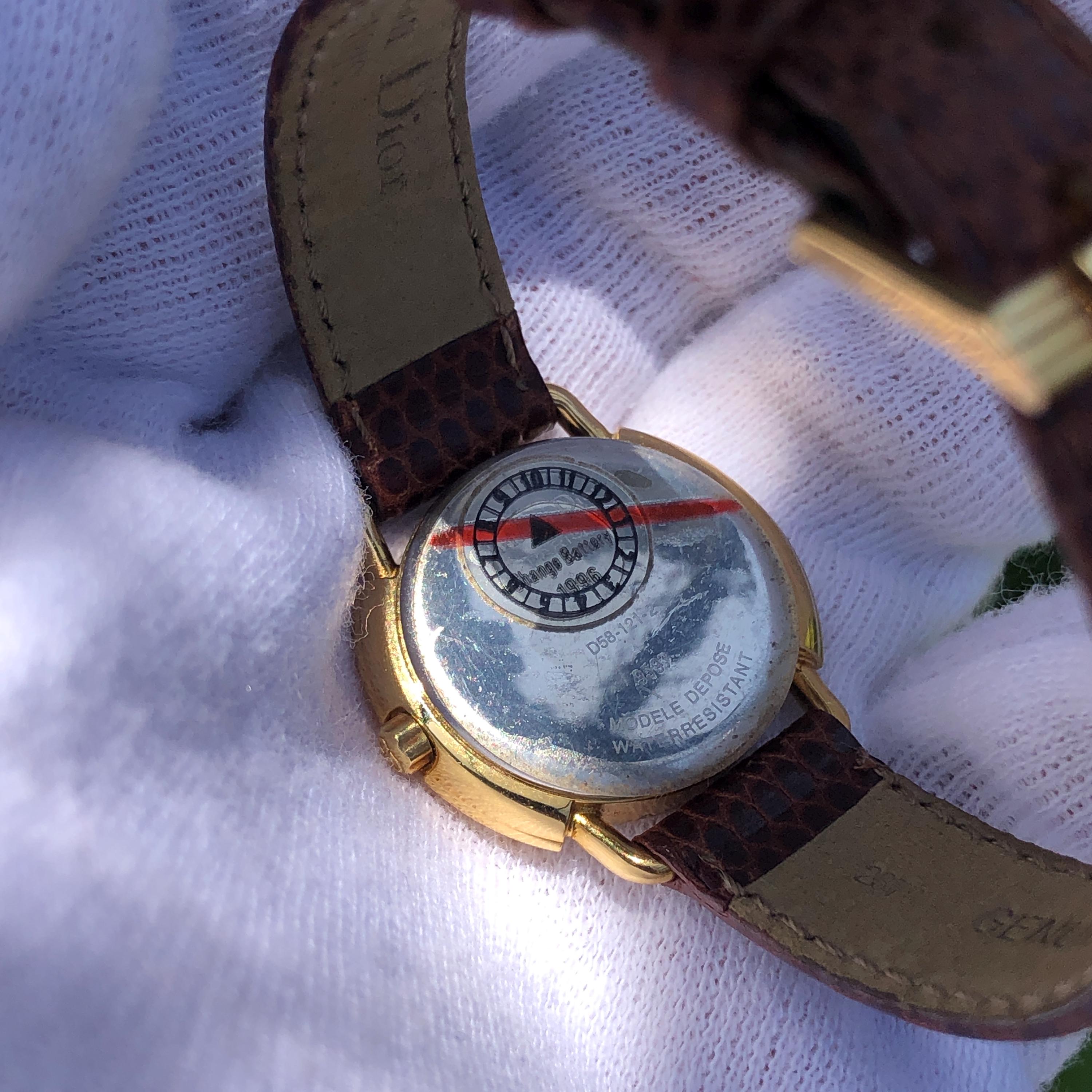 Christian Dior D58-121-2 ヴィンテージ シェル文字盤 Christian