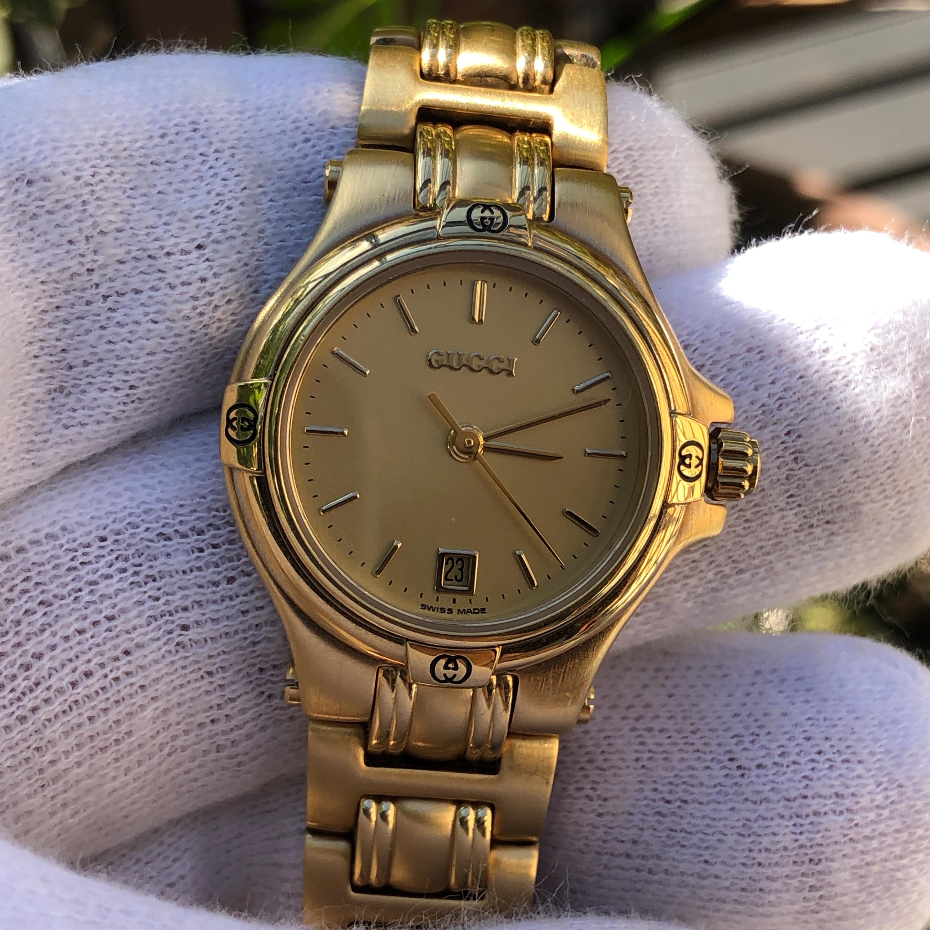 VINTAGE RARE 14k Gold! GUCCI! All the RAGE! Collectors Watch Bracelet Vintage 1992 Gucci Gold Plated Enamel GG Coin Medallion  main image 4