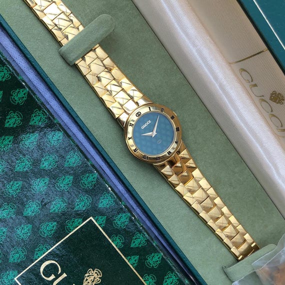 グッチ 腕時計 3300L グッチ GUCCI 3300L クオーツ ゴールド 金 文字盤 2針式 レディース