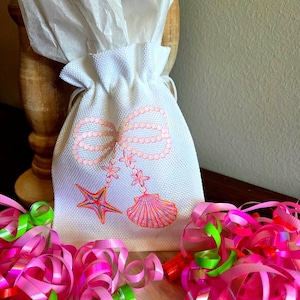 Coquette Mermaid Party Favor Bags – Reusable Burlap Favors with Bows, Shells & Pastel Charms