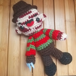 Horror Amigurumi Pattern PDF - Freddy - Elm Street - Halloween - Slasher - Horror - Doll - Creepy Cute - Instant Download