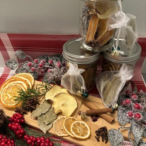 Tarro de prosperidad de Año Nuevo: kit de buena suerte e intenciones con ingredientes simbólicos: 5 hojas de laurel adicionales y tarjeta de intención de quemar con frasco de quema.