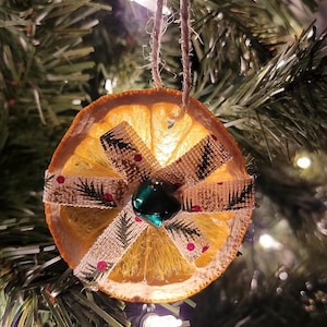Ribbon-Tied Dried Orange Ornaments with Green Bell Accents – Handmade Holiday Decorations for Rustic or Modern Trees – Set of 5