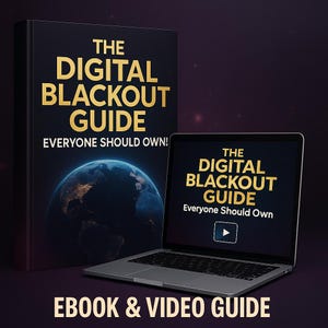 Könnte beinhalten: Ein Buch und ein Laptop zeigen "The Digital Blackout Guide" mit dem Text "Everyone Should Own!". Das Buch und der Laptop befinden sich auf einem dunklen Hintergrund. Der Laptop-Bildschirm zeigt denselben Titel und eine Wiedergabetaste.