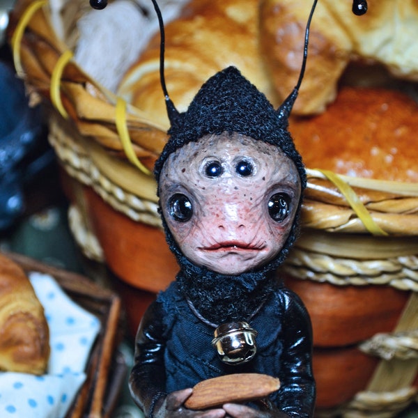 Insect Ant Alien Art Doll - OOAK Anthropomorphic Fantasy Creature, Strange, art doll animal, oddities and curiosities, poseable art doll