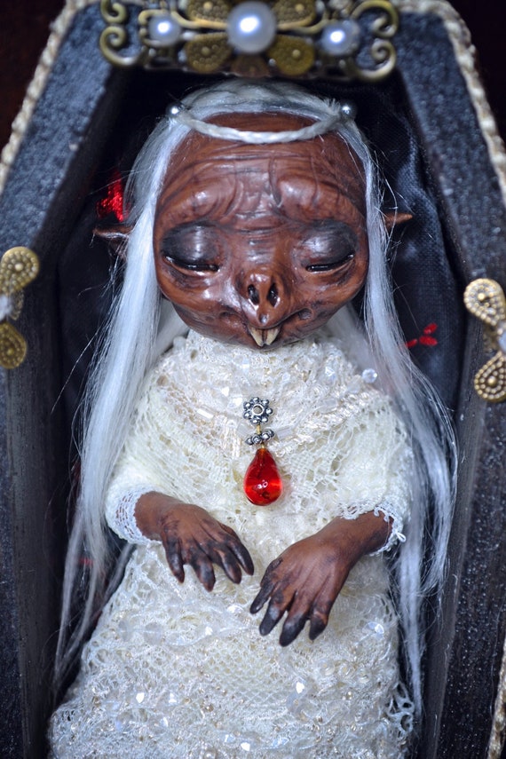 horror dolls