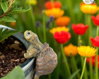 Resin Turtle Garden Statue: Weatherproof Turtle Pot Decoration