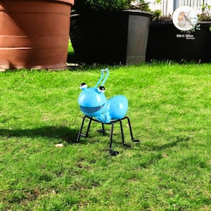 Metal Ants Garden Decoration, Iron Material, Colorful Ant Statue for Outdoor or Garden, Multiple Colors Available