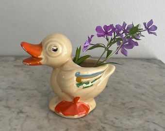 Vintage Baby Duckling Bud Vase Kitsch Bathroom Kitchen Living Room Decor Shabby Chic Housewares V25