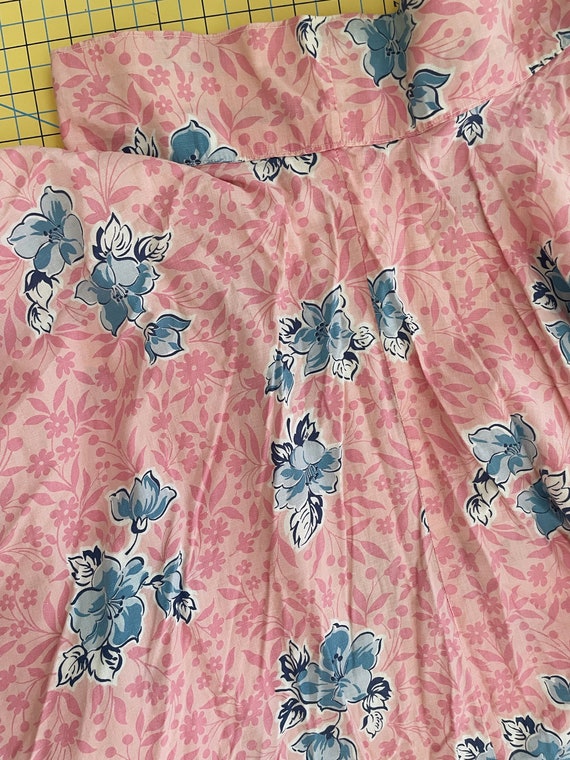 Vintage homemade pink circle skirt with blue flow… - image 6