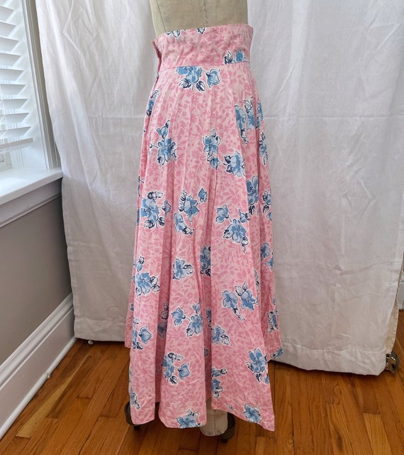 Vintage homemade pink circle skirt with blue flow… - image 3