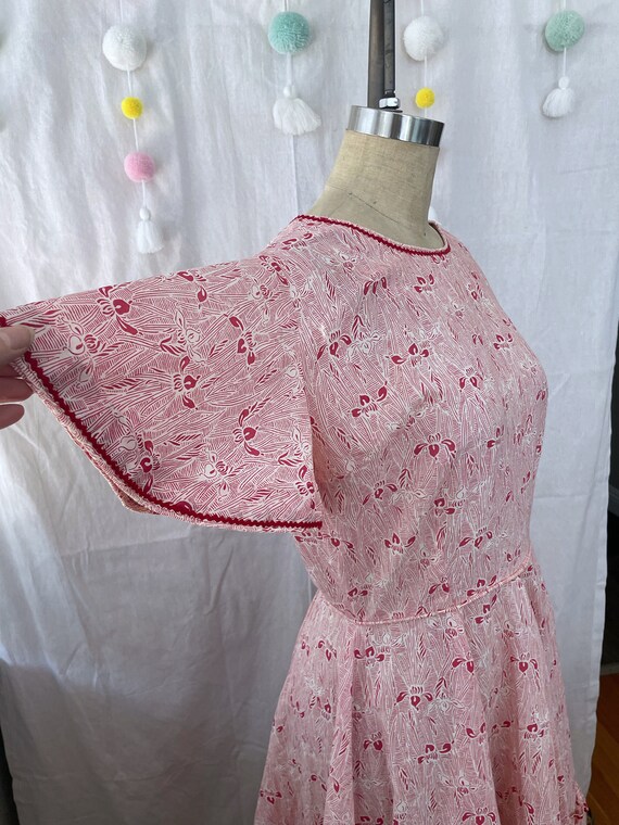 Vintage homemade red and white ruffled dress with… - image 4