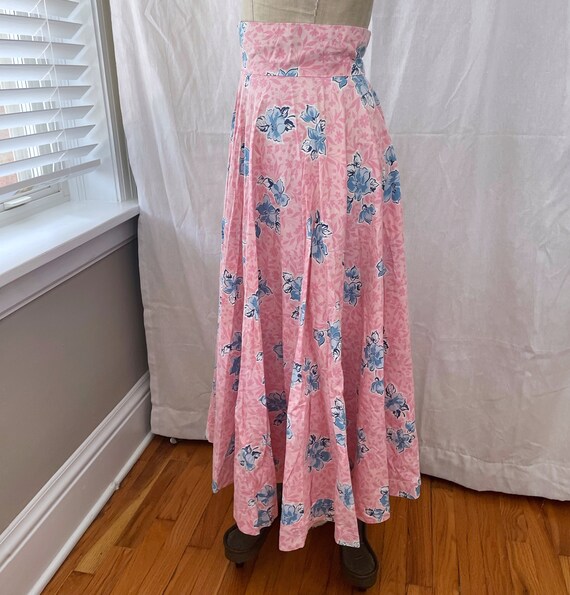 Vintage homemade pink circle skirt with blue flow… - image 2
