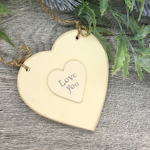 East of India Wooden Cream Round Hanging Heart Gifts - Cream Finish, Presents, Home Decor,Family, Friends.