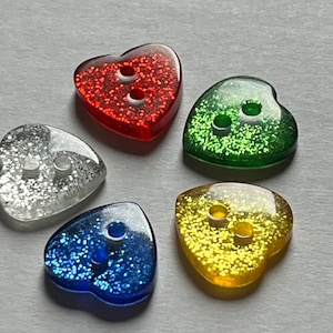 Glitter Resin Heart Shaped Buttons. Christmas Craft Buttons. Sparkly Knit Buttons - 13 mm Resin Hearts.