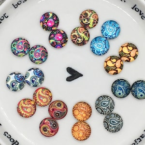 Stunning Paisley Pattern Cabochons, Paisley Print Inspired Cabochons. 12mm Cabochons x 12. Jewellery designing, craft embellishments.