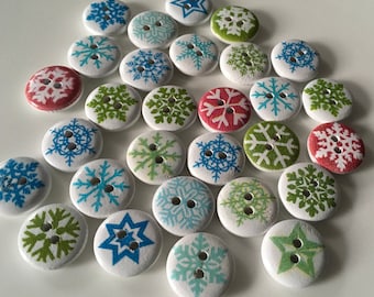 15mm Wooden Snowflake Christmas Buttons x 15, 30 or 45. Christmas buttons for cards, crafting, sewing and knitting festive crafts