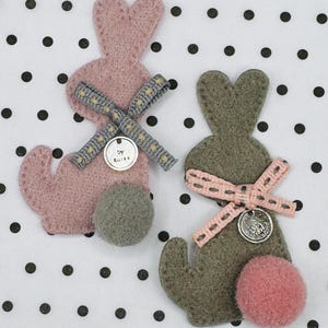 Apliques de conejito de fieltro, lindos adornos de conejo x 4. Ideal para hacer tarjetas, álbumes de recortes, pinzas y bandas para el cabello, costura y más.