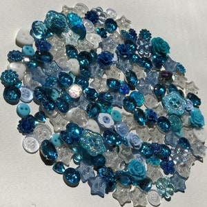 150 x Sparkling Flatbacks, Buttons and Embellishments. Ideal for cardmaking, scrapbooking, wedding stationary, table scatters Many colours image 4