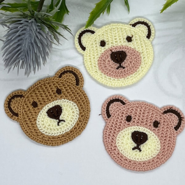 Adorables ornements en laine ours en peluche tricotés. Écussons tricotés extra larges de 6 cm pour la couture, les vêtements de bébé, le tricot, la réservation de déchets et plus encore.