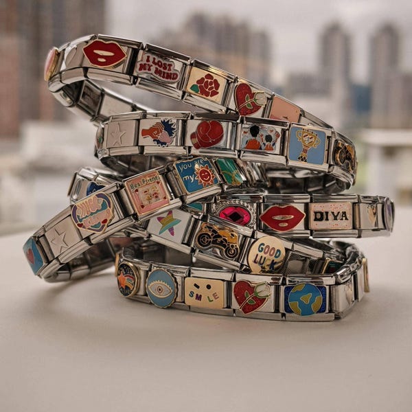 18 Link Charms Italian Bracelet, links 9mm wide, Custom Vintage Custom Adjustable Stainless Steel bracelet, Y2K Jewerly, Geschenk für ihn