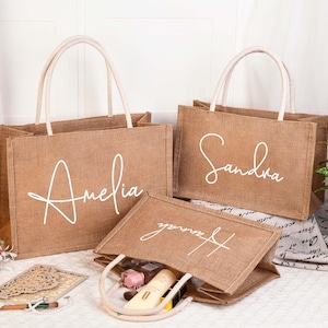 Personalized Burlap Tote Bag, Custom Bridesmaid Bags,Bridesmaid Gift Bags,Bridal Party Gift,Jute Bag,Bachelorette Party Favor,Beach Tote Bag