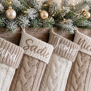 2026年版パーソナライズドニットクリスマスストッキング、名前刺繍入りファミリーストッキング、クリスマスギフト、ホリデーデコレーション