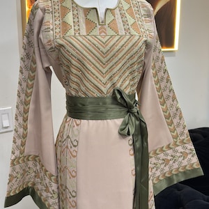 modern jordanian dress 6 Designers representing Jordan Fashion Week Just Showcased in Paris