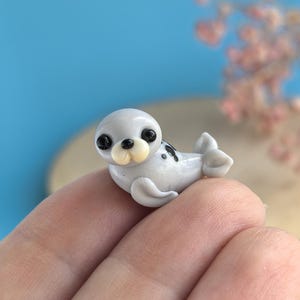 GLASS FIGURINES Tiny seal miniature glass animal figurine micro for terrarium decoration miniature animals Glass seal sculpture