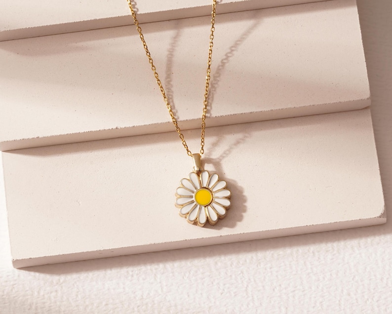 Personalized Daisy Necklace, Openable Daisy Necklace with Secret Message, Custom Hidden Name Daisy Necklace, Dainty Gold Daisy Necklace, image 1