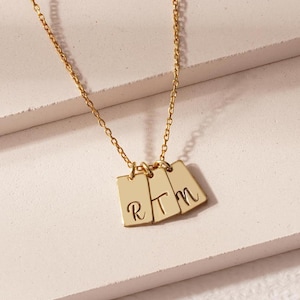 Personalisierter Brief Anhänger mit Gravur, Familie Tag Initial Halskette, Benutzerdefinierte Silber Brief Anhänger, Muttertagsgeschenke,