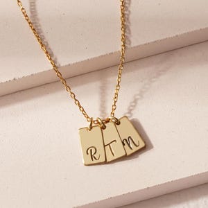 Colar de barra personalizado, colar inicial pequeno, pingente de letras personalizadas, colar de letras personalizado para mulheres, presentes de dia das mães,