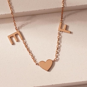 Spaced Buchstabenhalskette, Personalisierte Buchstabe Namenskette, Geschenke zum Muttertag, Minimalistische Goldkette mit Namen, Geschenke zum Muttertag,