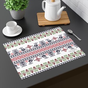 Rustic Decorative Placemat, Vibrant Holiday Table Decor, Farmhouse Style Dining Accessory, Eco-Friendly Kitchen Gift, Holiday Gatherings