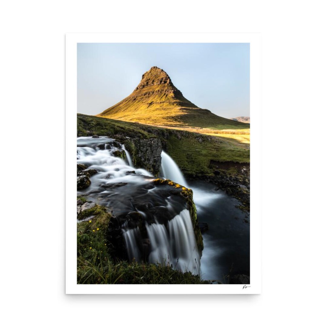 Kirkjufell and Kirkjufellsfoss, Iceland - Etsy