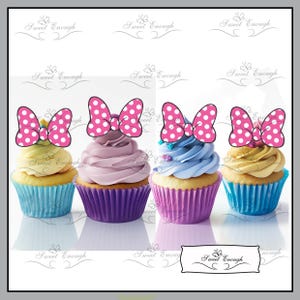 12 x MINNIE MOUSE CARTE Comestible Gaufrette Papier Cake Topper Fête D'anniversaire Nœud Rose