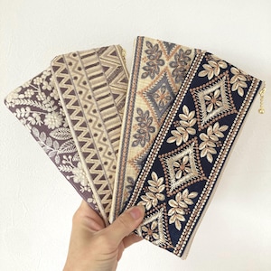 Estuche para bolígrafos bordado a mano: estuche japonés con cremallera para papelería, escuela o trabajo: elegante regalo kawaii perfecto para estudiantes.
