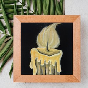 Pintura en miniatura con llama de vela dorada - 10 x 10 cm, arte acrílico ACEO sobre cartón / Decoración de pared con llama cálida / Pequeño regalo original con velas